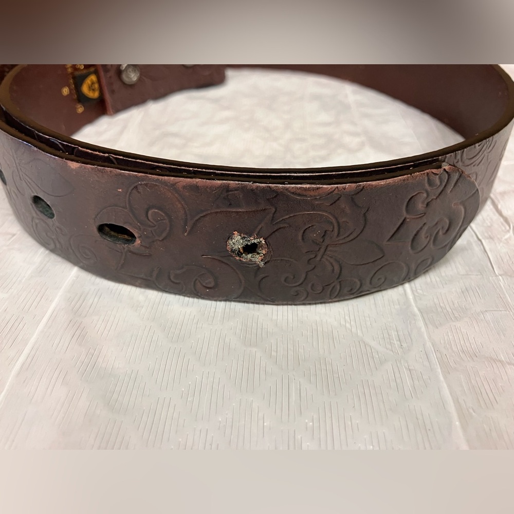 GUC Ariat Dark Brown Embossed Leather Belt - Picture 5 of 9
